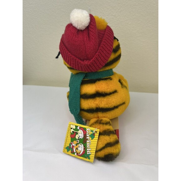Vintage Dakin Garfield Takes The Mountain Stuffed Plush Sleigh Sled Winter Cat‎ - Picture 3 of 7